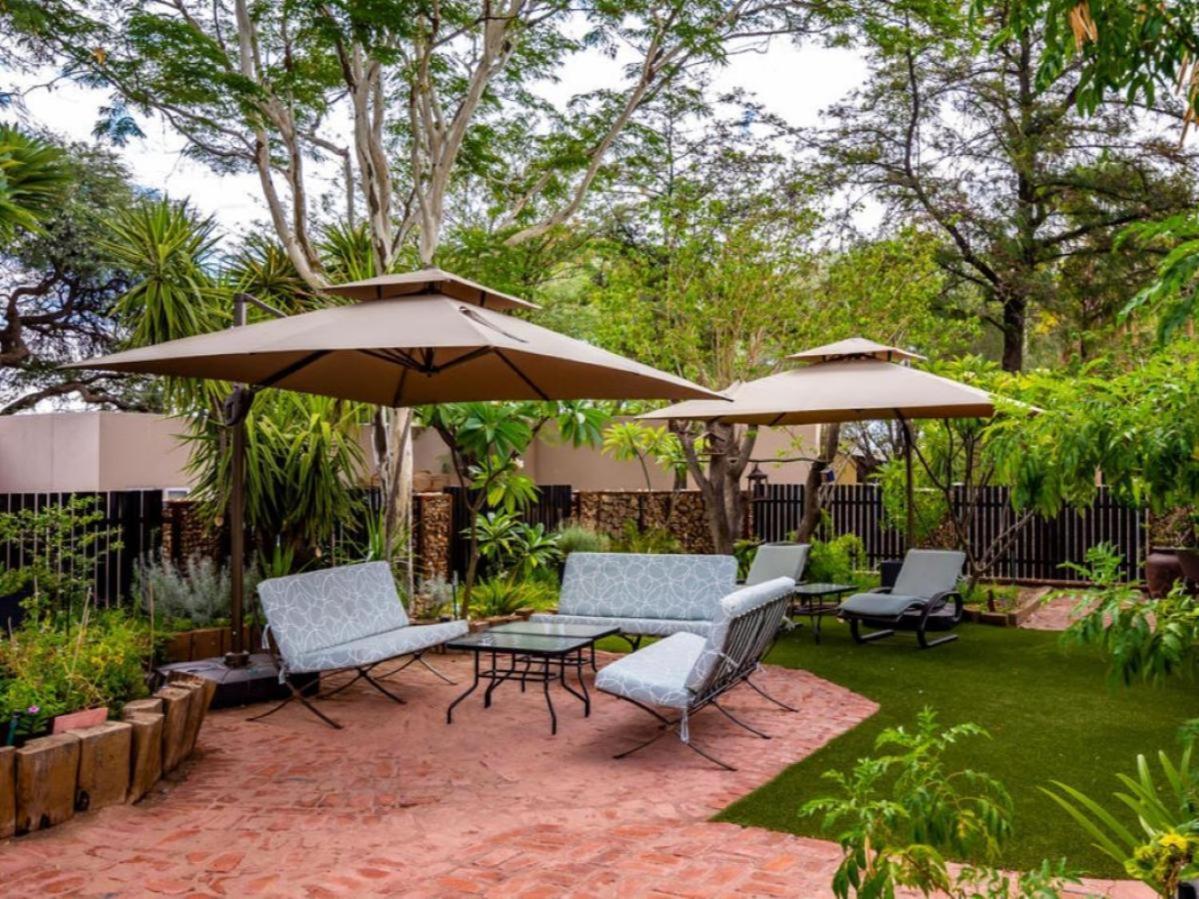 Londiningi Guesthouse Windhoek Exterior foto